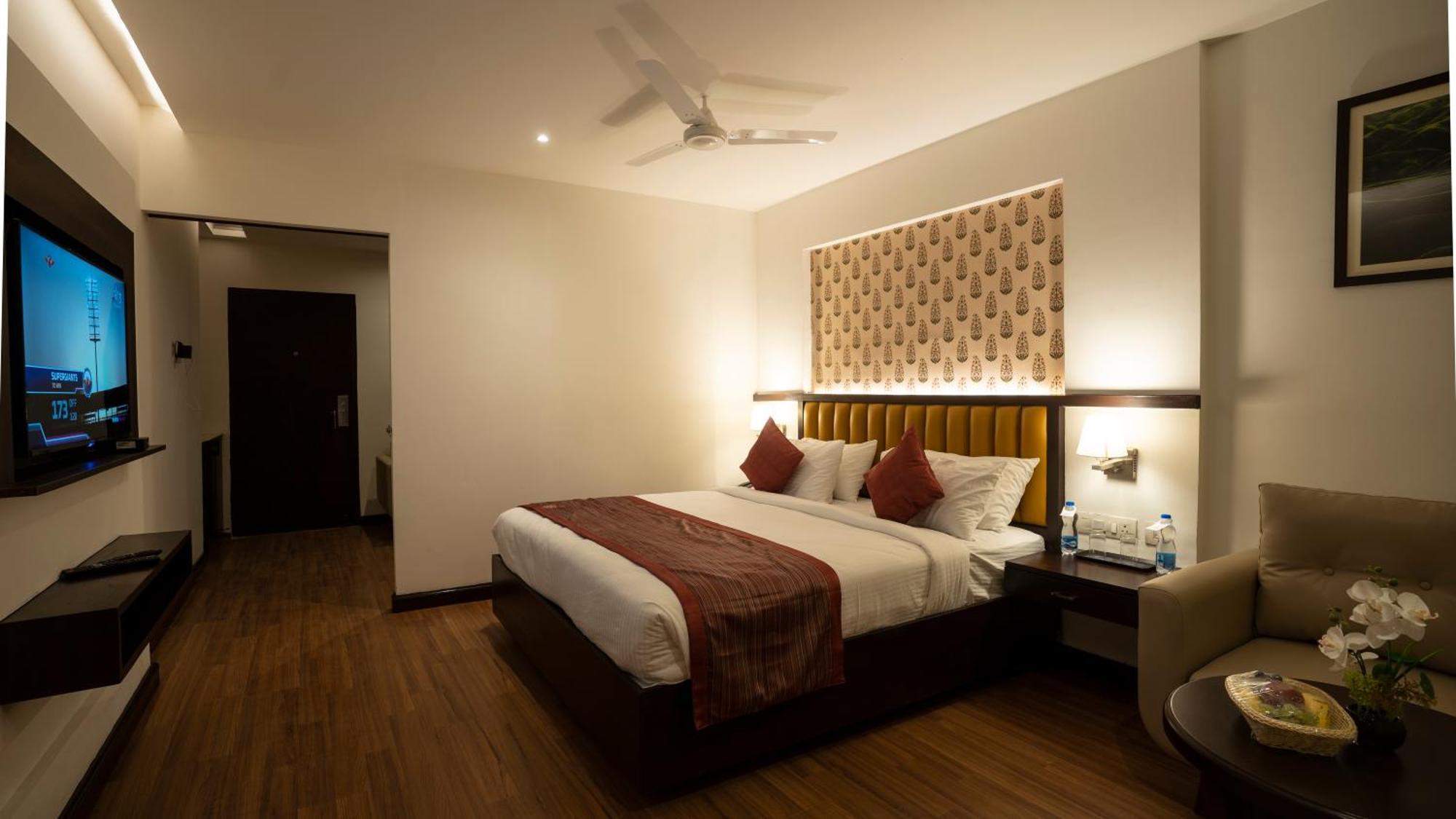 Grand Continent Secunderabad A Sarovar Portico Affiliate Hotel Exterior photo